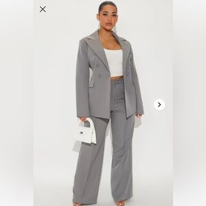 Elegant Gray Women's Pantsuit